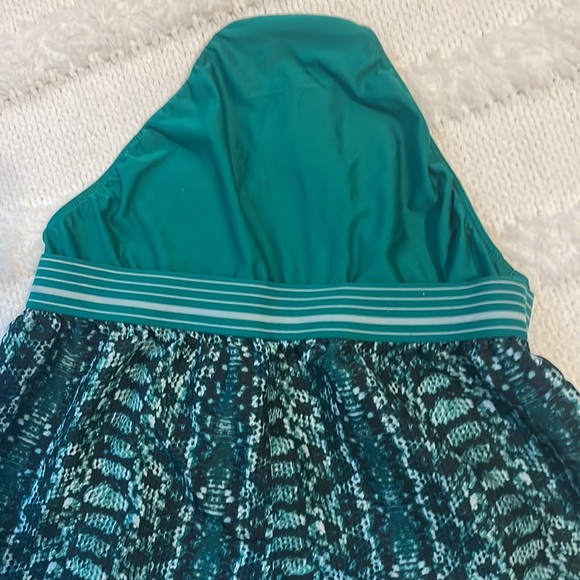 Under armor shorts athletic lined panties pocket teal green women size S small - Picture 7 of 8